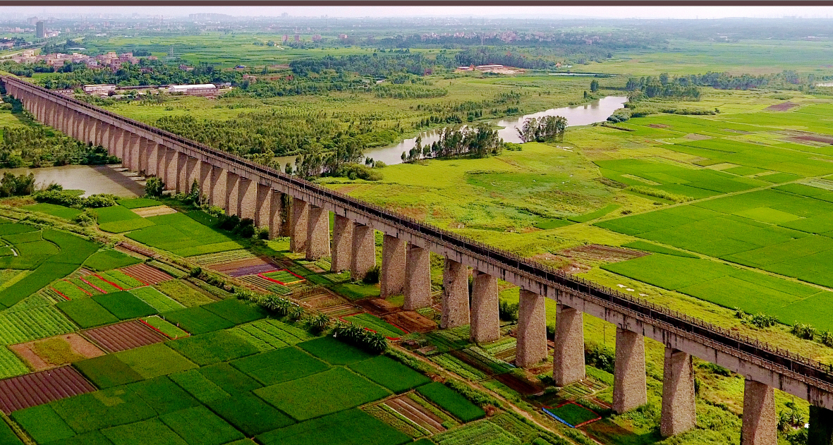 运河天桥：最雄伟的天桥